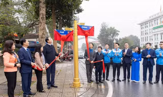 'Áo xanh' Đất Tổ số hóa đường phố