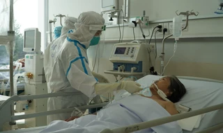  Bệnh nhân mắc COVID-19 nặng đang gia tăng từng ngày ở TPHCM 