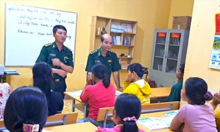 Lớp học đi tìm ánh sáng 