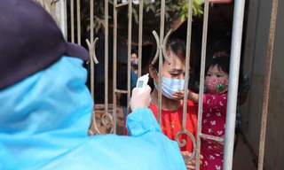 Giám đốc Sở Y tế Hà Nội nhận định Hà Nội sẽ có thêm ca lây nhiễm trong cộng đồng. Ảnh: hoàng mạnh thắng 