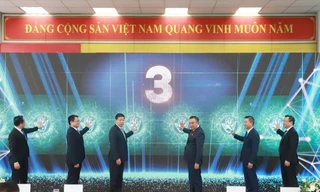 Điều chỉnh mạng lưới và ứng dụng công nghệ để nâng cao hiệu quả hoạt động buýt