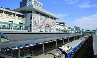 Người thân và thí sinh đi thi, nhập học ĐH - CĐ sẽ được giảm giá vé tàu, hạn đến khi nào?