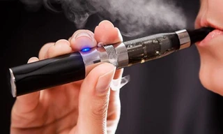 Thuốc lá điện tử gây ngộ độc, nam sinh 15 tuổi nhập viện trong tình trạng bất thường