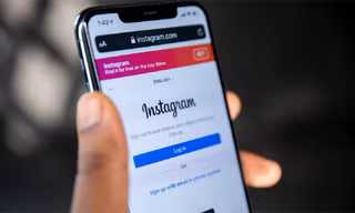 Instagram nhanh chóng khắc phục thành công lỗi hàng loạt tài khoản bị cho "ra đảo"