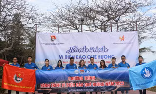 Tự hào hành trình Tuổi trẻ vì biển đảo quê hương của thanh niên Đại học Quốc gia Hà Nội