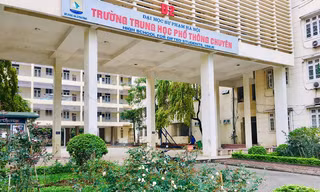 Dự thảo mới của Bộ GD&ĐT: Trong trường THPT chuyên sẽ không còn lớp không chuyên