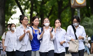 Nhiều trường đại học công bố điểm chuẩn xét tuyển sớm, có cả các trường tốp đầu