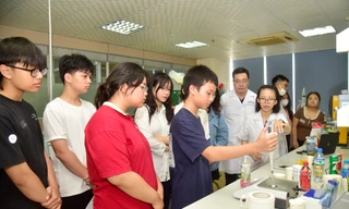 Ngày hội tuyển sinh khối các ngành Khoa học và Công nghệ: Lớp học trải nghiệm cực hay