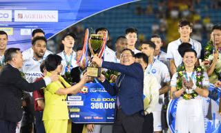 CLB Nam Định thắng đậm CLB Thanh Hóa, giành Siêu cúp Quốc gia - Cúp THACO 2023/2024