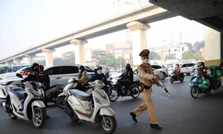 Người tham gia giao thông bỏ lại xe máy khi vi phạm sẽ bị xử lý như thế nào?