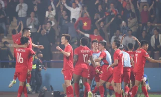 2 BLV của FPT Play khiến người xem cười ngất, netizen yêu cầu "tăng lương gấp"