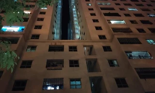 Bé gái rơi từ tầng 12 chung cư Linh Đàm: Sống với mẹ và bố dượng, để lại lời nhắn đau lòng