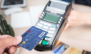 Cách rút tiền, thanh toán bằng thẻ ATM gắn chip nhanh chóng trong 30 giây, bạn biết chưa?