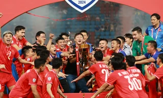 HLV Kim Sang Sik sẽ dẫn dắt ĐT “các ngôi sao Đông Nam Á” đấu với Manchester United