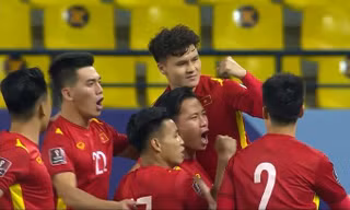 Dù ĐT Việt Nam thua ĐT chủ nhà Saudi Arabia nhưng Quang Hải đã có pha ghi bàn quá đẹp mắt!