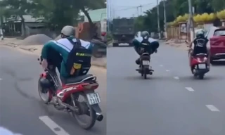 Nam sinh lớp 11 lái xe bằng chân chạy trên đường phố ở Quảng Trị bị xử phạt thế nào?