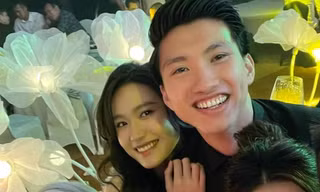 Đoàn Văn Hậu và Doãn Hải My lộ ảnh khoác tay tình tứ trong đám cưới cầu thủ Thành Chung