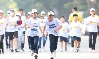 Khoảnh khắc đáng nhớ của thầy trò Thủ đô trong giải chạy S-Race 2022
