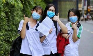 Mới nhất về kỳ thi tốt nghiệp THPT: Giữ nguyên lịch cũ, đề nghị tiêm vắc-xin cho thí sinh