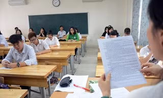 Phụ huynh học sinh bức xúc vì Hà Nội vẫn chưa chốt phương án thi vào 10, bàn rút giờ thi
