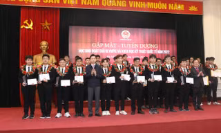 Bộ GD&ĐT tuyên dương học sinh đoạt giải Olympic và Khoa học kỹ thuật quốc tế năm 2022
