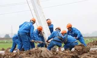 "3 ca, 4 kíp" trên công trường Đường dây 500kV mạch 3 Quảng Trạch - Quỳnh Lưu