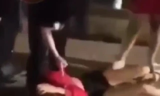 Hai nữ sinh lớp 8 ở Đắk Lắk đánh và lột đồ của bạn nhận hình thức kỷ luật thế nào?