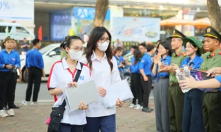 Bộ GD&ĐT lên tiếng về đáp án thi tốt nghiệp đang được chia sẻ chóng mặt