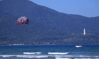 Du khách tử nạn khi chơi dù lượn ở Đà Nẵng: Cảnh báo về an toàn du lịch mạo hiểm