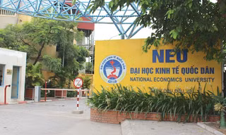 Điểm chuẩn năm 2023 của ĐH Kinh tế Quốc dân bằng phương thức xét tuyển kết hợp