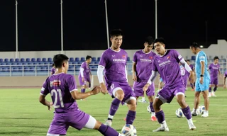 HLV Park Hang-seo bất ngờ chia sẻ bất lợi đầu tiên ĐT Việt Nam gặp phải khi vừa đến Oman