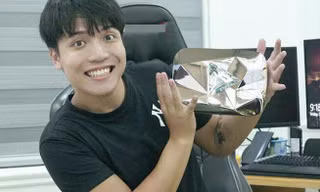 NTN Vlogs vừa đạt cột mốc 10 triệu sub, vì sao anh chàng đã có ảnh chụp với nút Kim cương?