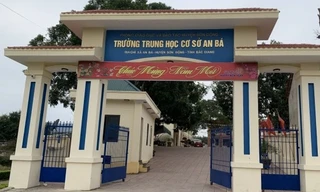 Nữ sinh lớp 7 ở Bắc Giang tự sinh con trong nhà tắm có quan hệ tình cảm với nam sinh 2K6