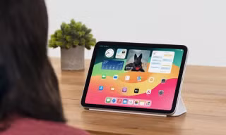 Người dùng iPhone và iPad sắp tới có thể điều khiển thiết bị bằng ánh mắt