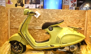 Cận cảnh xe tay ga Vespa giá hơn 400 triệu đồng ở Việt Nam