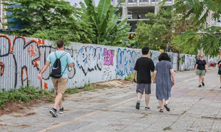 Nhiều tuyến phố ở Đà Nẵng bị bôi bẩn