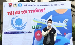 Sinh viên Đà Nẵng nhộn nhịp trở lại trường