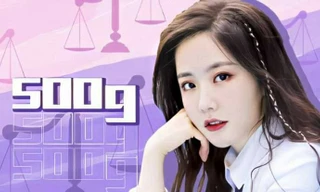 Vương Nghệ Cẩn gây sốt với tạo hình “thiên nga đen” trên sân khấu “Sáng Tạo Doanh 2020“