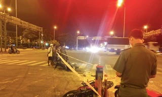 Hai xe máy tông nhau 4 người nhập viện 