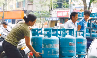 Thị trường gas cần được sự quản lý, giám sát chặt chẽ để bảo vệ quyền lợi, tính mạng của người tiêu dùng (ảnh chỉ mang tính minh họa). Ảnh: Hồng Vĩnh