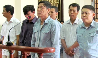 Ăn đất, bảy quan xã lĩnh án