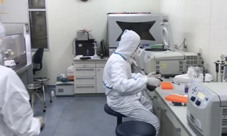 Phát hiện trường hợp nghi mắc COVID-19 đi đường mòn từ Trung Quốc vào Việt Nam