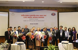 Vì sao tỷ lệ nam giới mắc ung thư cao hơn nữ giới?