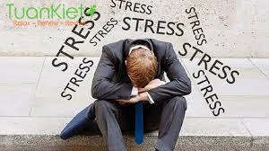 Vì sao cắn móng tay, sâu răng, đau cơ cũng báo hiệu bạn bị stress?