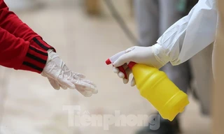 Phó Thủ tướng Vũ Đức Đam chủ trì cuộc họp Ban Chỉ đạo quốc gia phòng chống dịch COVID-19 Ảnh: Thái Hà