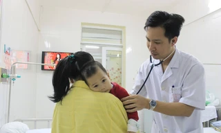 Trẻ dưới 1 tuổi nhập viện vì sởi nhiều nhất