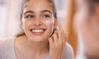 Chăm trị mụn nhưng lại bỏ quên các bước chăm sóc da sau mụn thì vẫn khó có làn da đẹp