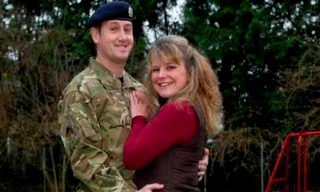 Vợ giảm cân, chồng đi lính về không nhận ra