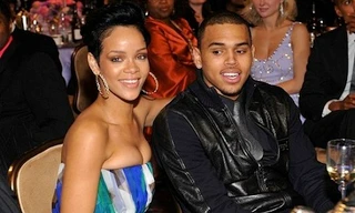 Chris Brown ân hận vì từng đánh đập Rihanna