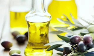 Mẹo loại bỏ vùng da thâm nơi đầu gối